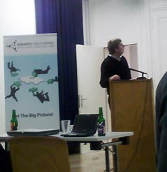Sören Auer giving a talk